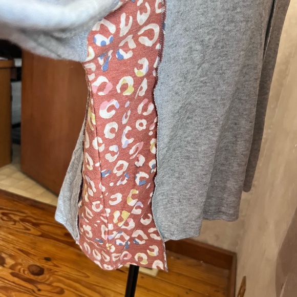 Women’s long sleeve top - Picture 4 of 7